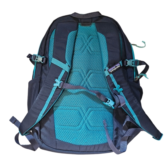 Patagonia nwot Navy Blue Backpack - Picture 2 of 9
